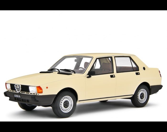 Laudoracing 1:18 - 1 - Berline miniature - Alfa Romeo Giulietta 1.3 Bianco avorio 1977 - LM160A