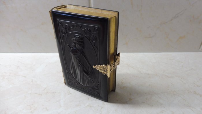 Gebedenboek met gouden sluiting - 14 karaat, 583/1000 - Turnhout. België - 1863