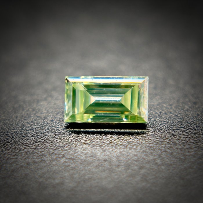 1 pcs Diamant - 0.06 ct - Émeraude - Neon Green - fancy intens yellow green - VS2