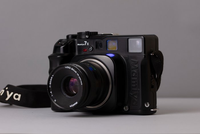 Mamiya 7 II (black) + 80 mm f4.0 (Boxed) | Appareil photo télémétrique