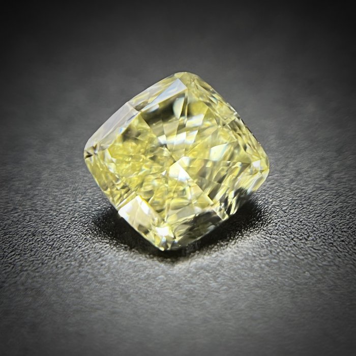 1 pcs 鑽石 - 0.27 ct - 枕形 - fancy yellow - VS2