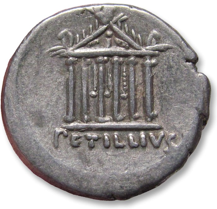 Romerska republiken. Petillius Capitolinus, 43 f.Kr.. Denarius Rome mint - scarcer cointype -