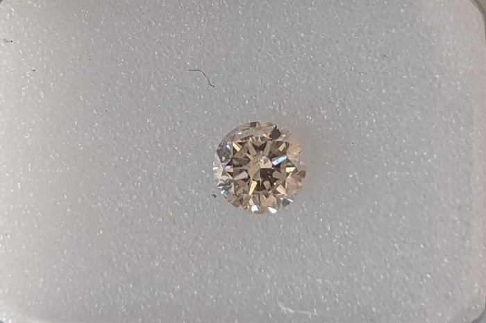 鑽石 - 0.30 ct - 圓形 - J(極微黃、從正面看是亮白色) - 淡啡色 - SI3, No Reserve Price