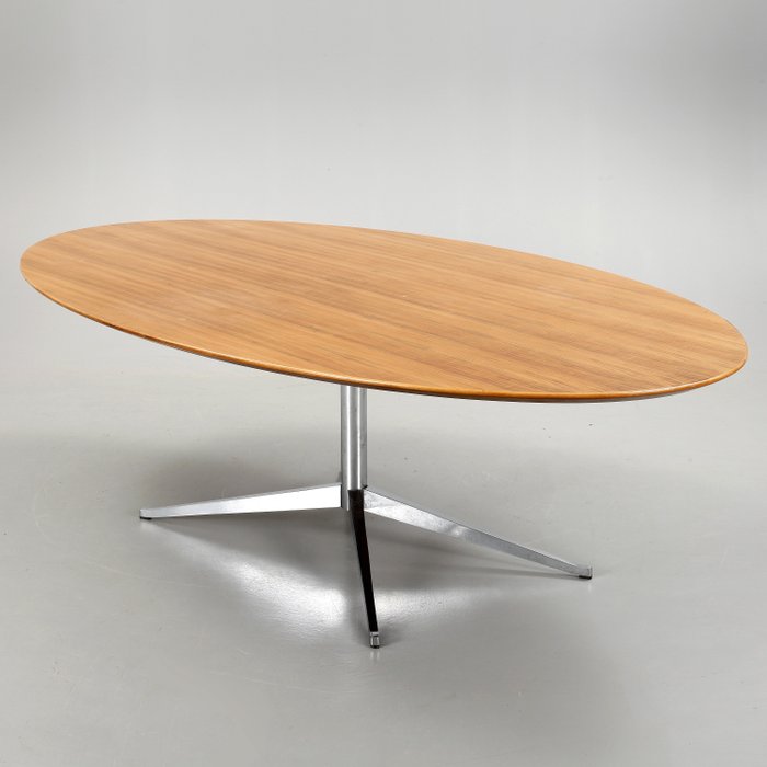 Knoll - Florence Knoll Basset - Table - 2481 - Noyer
