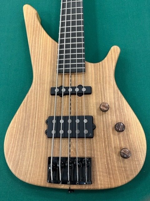 MANNE - Newport BN5-MMS-CAN Aged Natural -  - 5-string electric bass guitar