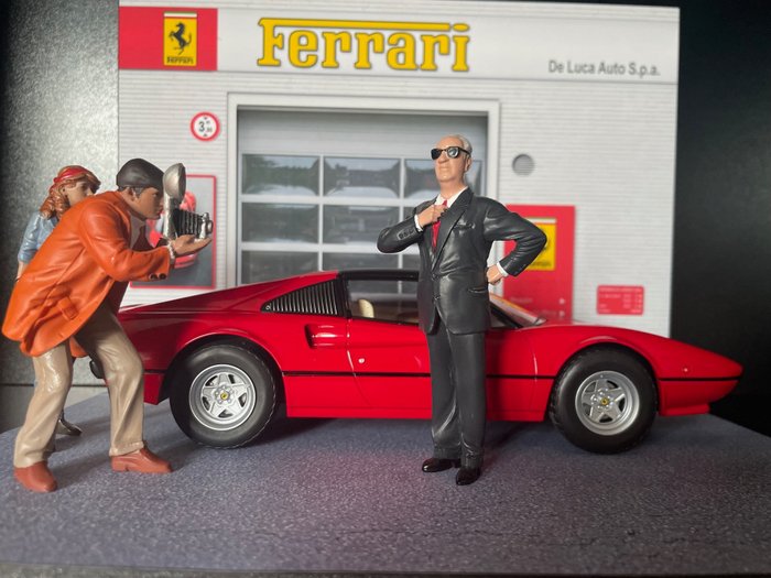 Enzo Ferrari Diorama Ferrari Dealer - Ferrari 308 GTS - American Diorama 1:18 - Modell sportbil  (5)