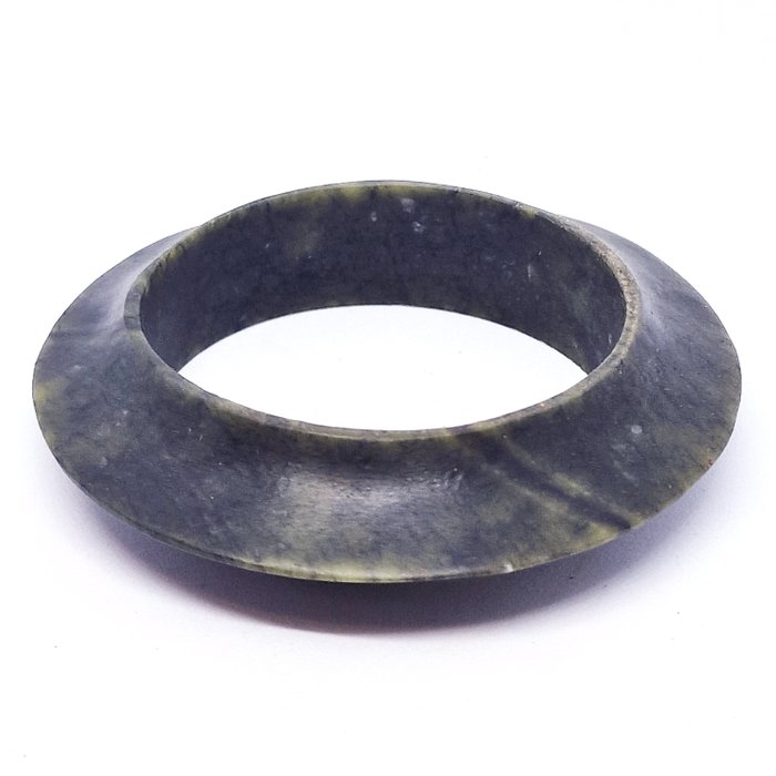 Siamese Lopburi Donkere mosgroene jade Ronde gebogen armband – 96 mm