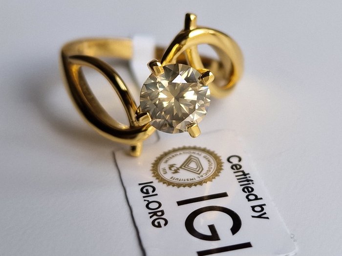 Sans Prix de Réserve Bague tendance - Or jaune -  1.60ct. Rond Diamant 
