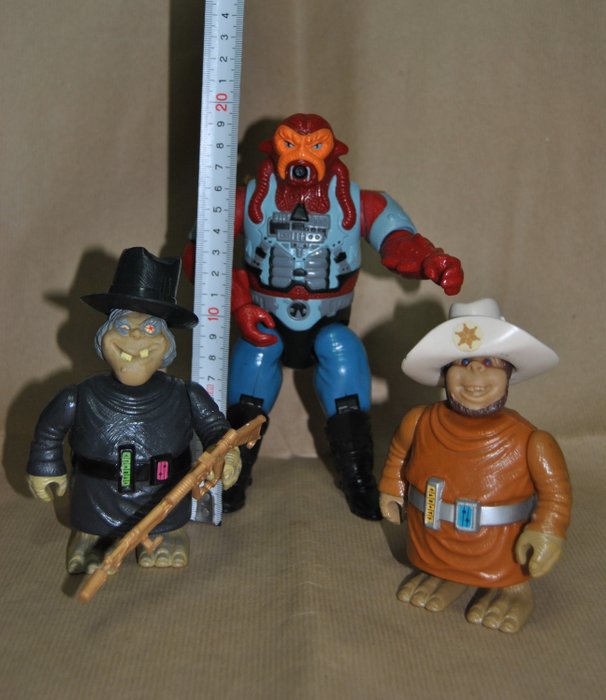 Mattel - Action figure Bravestarr: Sandstorm, Outlaw Skuzz, Deputy