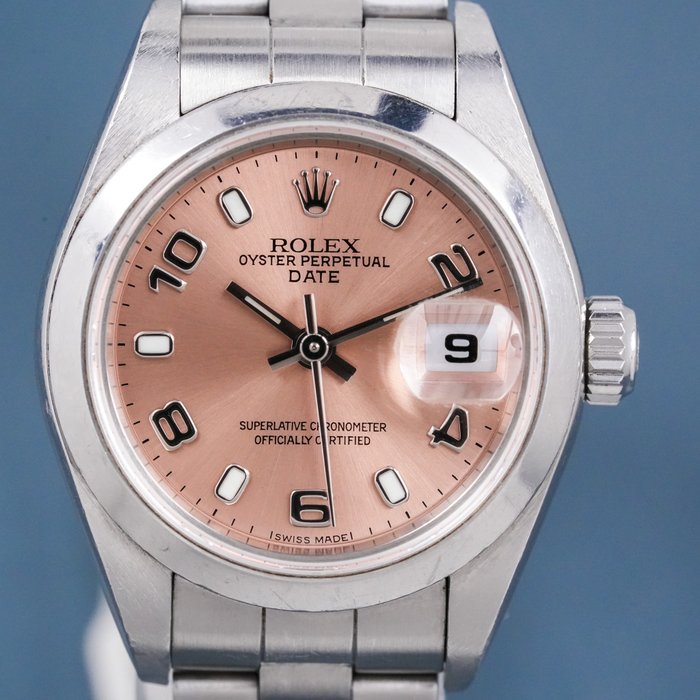 Rolex - Oyster Perpetual Date Salmon dial - 79160 - Women - 2000-2010