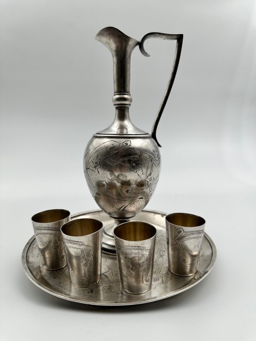 Set for vodka, solid silver, Russia Tarista, Pyotr Abrasimov (1869 - 1908) Moscow. - Pahar de băut - .875 (84 Zolotniki) argint
