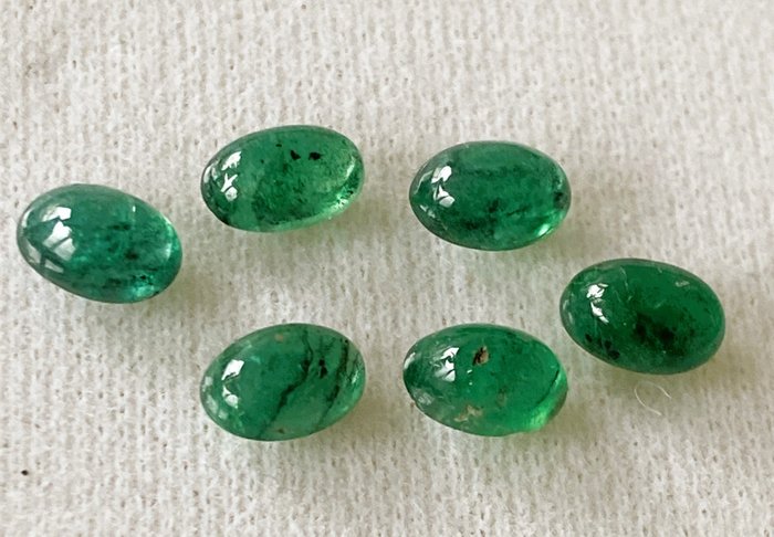 6 pcs Green Emerald - 3.31 ct