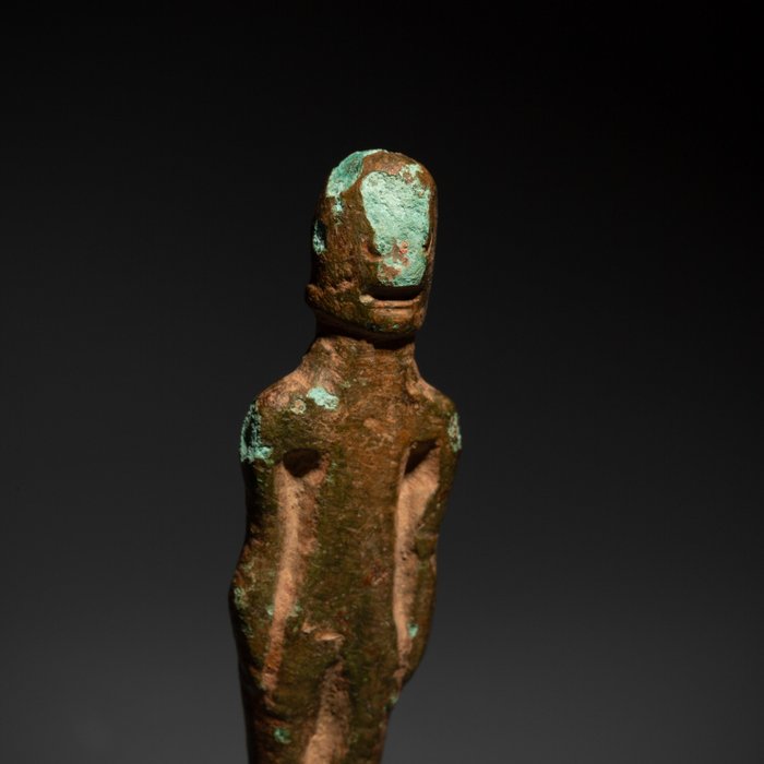 iberialainen Pronssi Exvoto. 4.-3. vuosisadalla eKr. 6 cm korkeus.