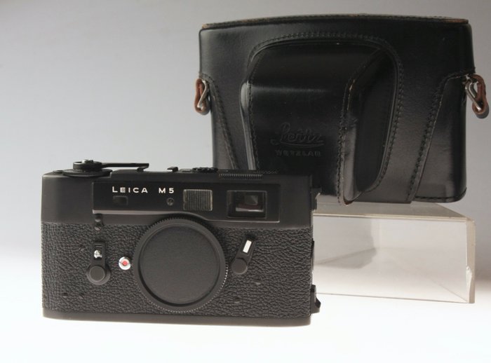 Leica M 5 black & Tasche Câmera telémetro