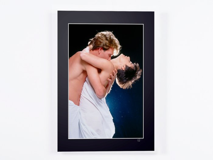 Ghost (1990) - Patrick Swayze (Sam) & Demi Moore (Molly) - Fine Art Photography - Luxury Wooden Framed 70X50 cm - Limited Edition Nr 01 of 30 - Serial ID 16842 - Original Certificate (COA), Hologram Logo Editor and QR Code