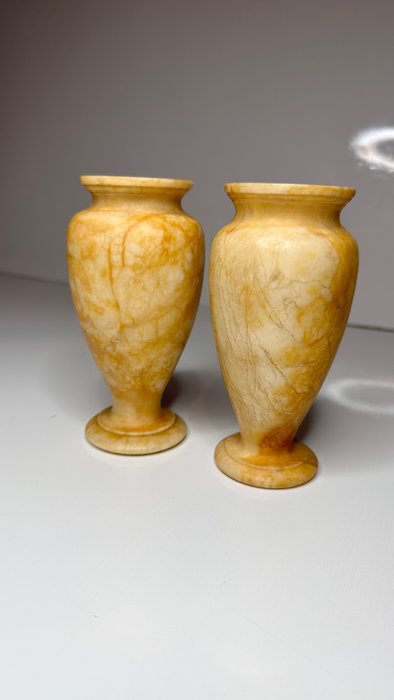 花瓶 (2)  - 雪花石膏