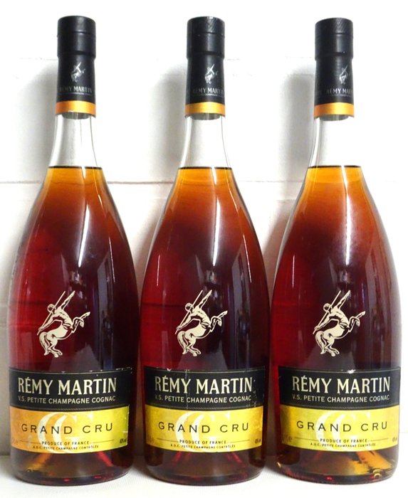 Rémy Martin - VS Grand Cru, Petite Champagne  - b. 2007 - 1.0 Litre - 3 bottles