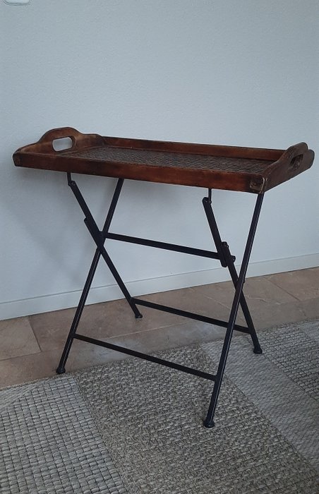 边桌 (1) - 管家托盘可折叠 - 金属-木材-黄铜。