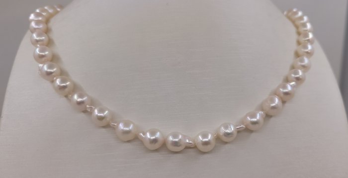 7.5x8mm Baroque Akoya Pearls - Halskæde Hvidguld 