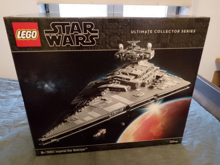 LEGO - Star Wars - 75252-1 - Imperial Star Destroyer UCS 2nd Edition - 2010-2020年