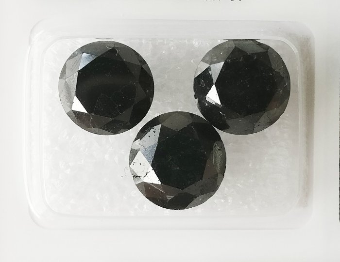 3 pcs Diamanter - 9.79 ct - Runde Brilliant - Fancy Black - N/A