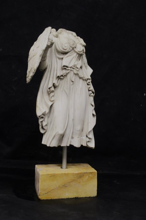 Sculpture, Torso di Minerva togato - 52 cm - Marble