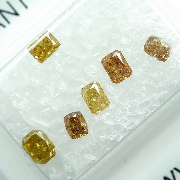 6 pcs Diamonds - 1.03 ct - Κούσιον - Natural Fancy colors - Si-I1