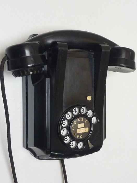ATEA - 1960s - Antwerp - Telefon analogic - Telefon din bachelit