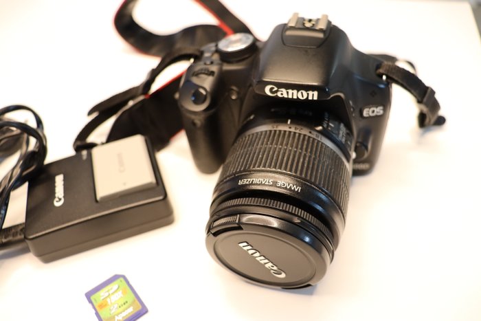 Canon EOS 500D + EF-S 18-55 IS 數位單眼反光相機（DSLR）
