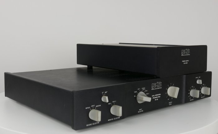 Mark Levinson - 26 + PlS 226 Power supply High End - Preamplifier - collectors item with original box Preamplifier - Multiple models