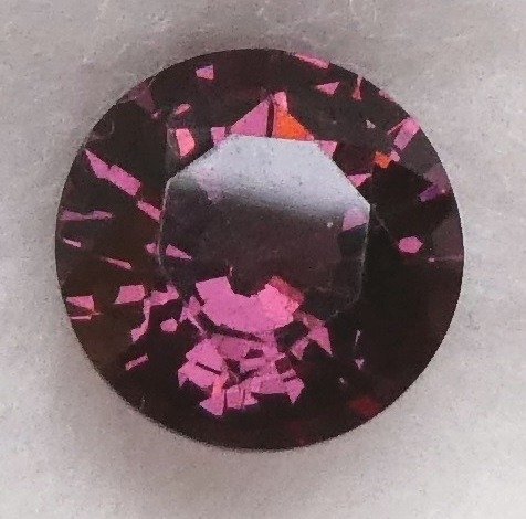 Spinell - 1.53 ct
