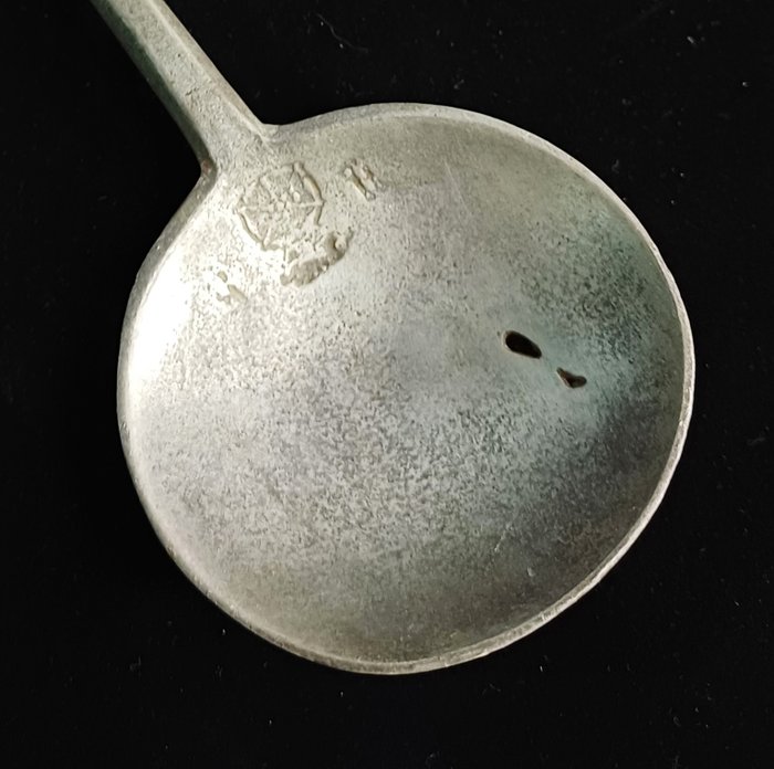 中世紀後期 錫 帶有製造商標記的勺子 - 60 mm