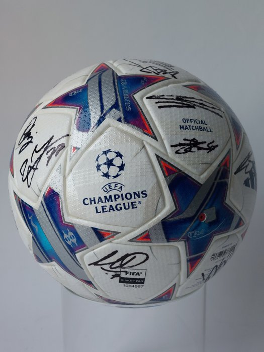 Young Boys - UEFA Champions League - Ball