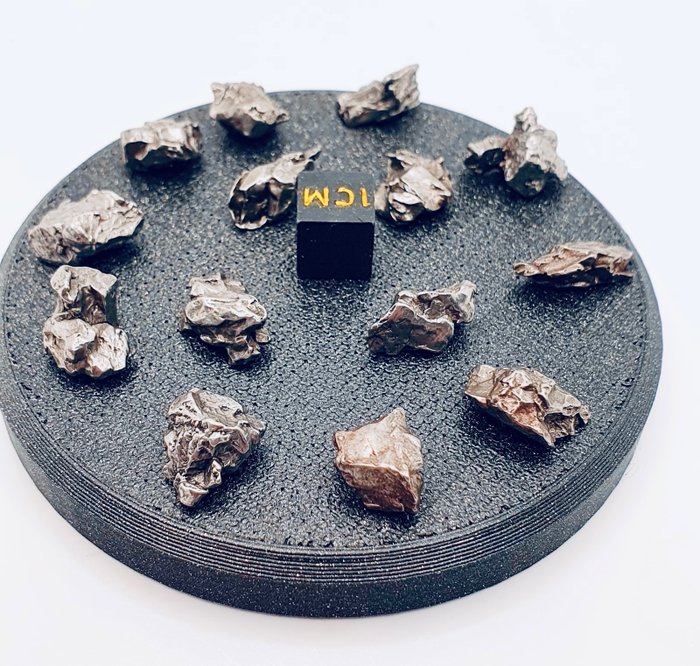 Campo del Cielo meteorite Meteorite Ferroso - Altezza: 10 mm - Larghezza: 10 mm - 38 g - (14)