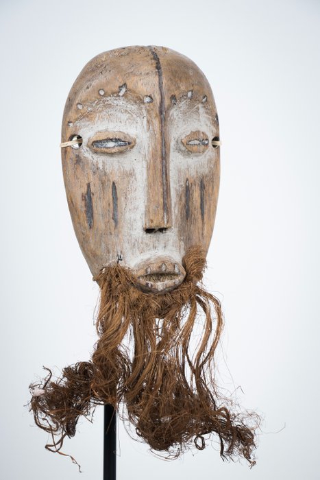 Maske („masque de case“) - Lega - DR Kongo
