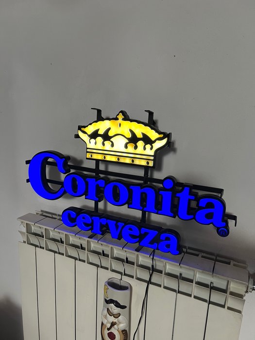 corona extra - Upplyst skylt (1) - Järn (gjutjärn/smidesjärn), Plast