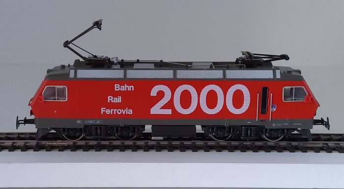 Märklin H0 - 3330 - Modeltogslokomotiv (1) - Ad 4/4 IV. "Bahn Rail Ferrovia 2000" - SBB CFF FFS