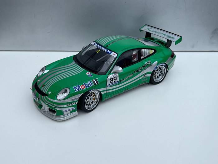 Autoart 1:18 - 1 - Modell versenyautó - Porsche 911 (997) GT3 Cup Supercup 2006 VIP car