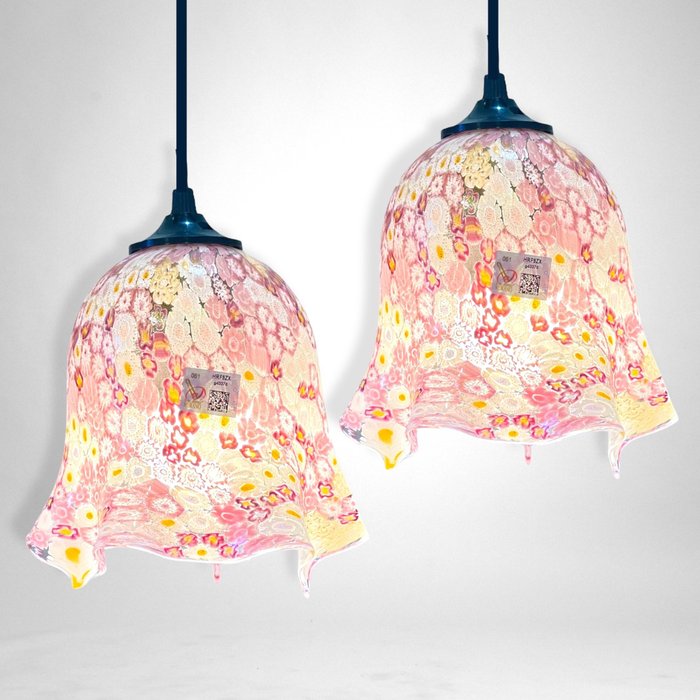 Gabriele Urban - Lampe à suspendre (2) - Lampes roses avec murrine millefiori et feuille d'or 24 carats - Verre