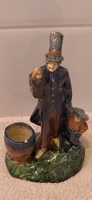 Vlaams aardewerk - Caesens - Sculpture, man met 2 kinderen en emmer - 24 cm - Earthenware - 1920