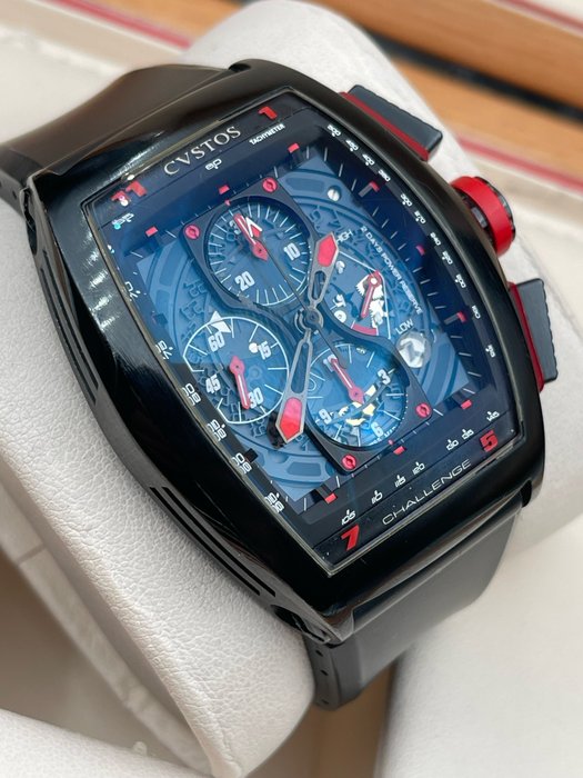 Cvstos - Challenge Red-Ergal Limited Edition Chronograph - 男士 - 2011至今