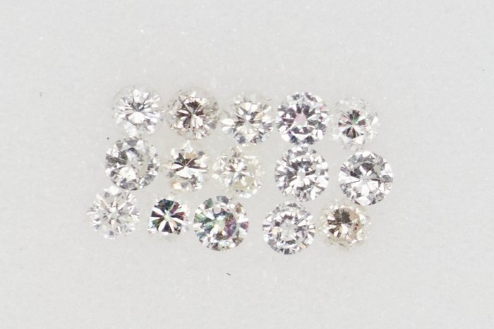 15 pcs Diamonds - 0.29 ct - Round - NO RESERVE PRICE - F - H - I1, SI1, SI2, VS1, VS2