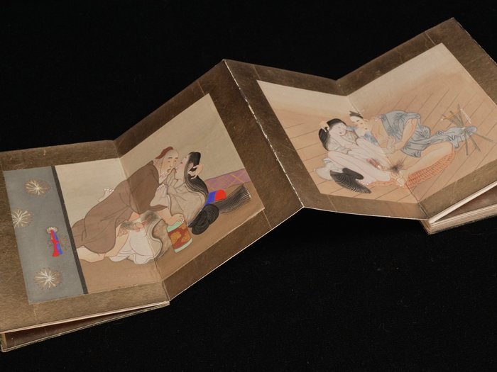 Album of shunga 春画 painting - Amorous noblemen and court ladies of the Heian Period - Shōwa period - Unknown - Japón