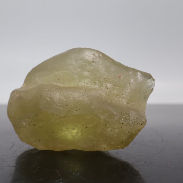 利比亚水晶 玻璃陨石，含方英石 - 94 g