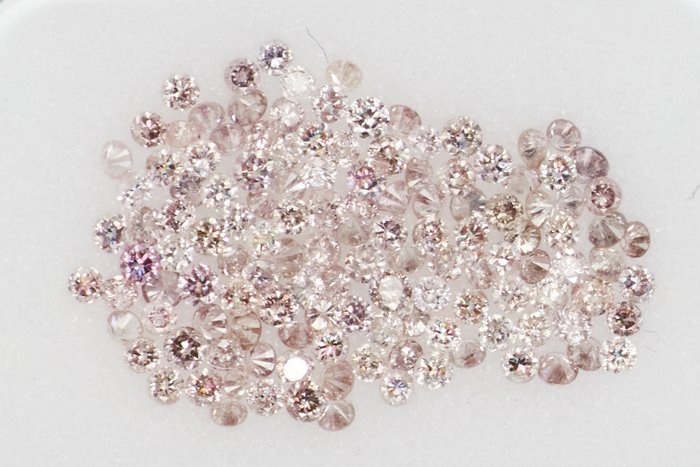 129 pcs Diamanter - 0.90 ct - Rund - NO RESERVE PRICE - Mix Brown - Pink* - SI1, SI2, VS1, VS2