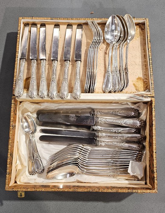 Cutlery set - Silver
