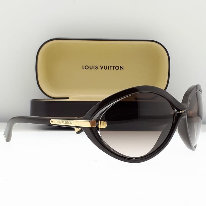 Louis Vuitton - Daphne Oval Black and Gold Tone Metal Details with Brown Gradient Lenses - Occhiali da sole