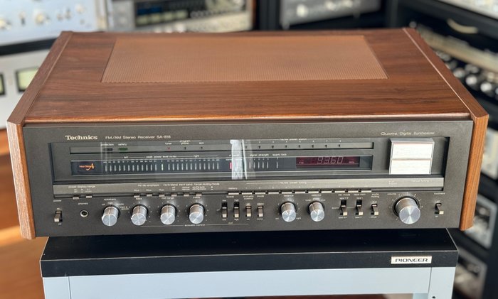 Technics - SA-818 - Solid state stereo receiver