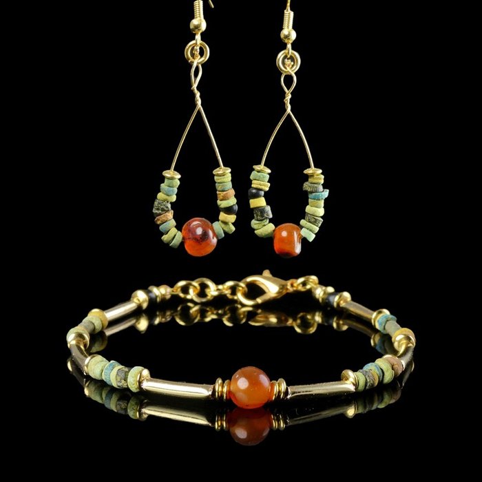 古埃及，晚期 彩陶和红玛瑙珠手链和耳环
