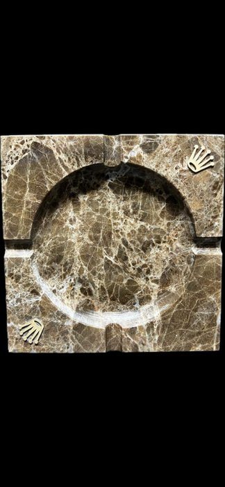 Tuhkakuppi - Emperador tummaa marmoria